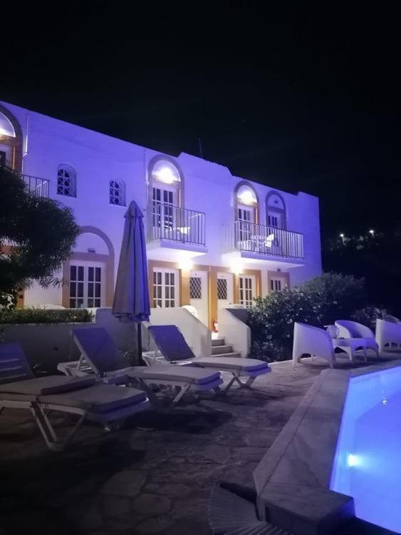 Katerina Apartments Kalymnos Town Exterior foto